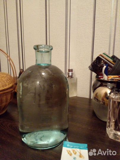 Старинный пузырёк 2/3 фута красивый