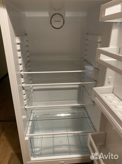 Холодильник liebherr