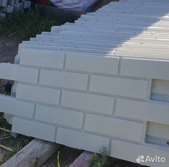 Цокольные панели