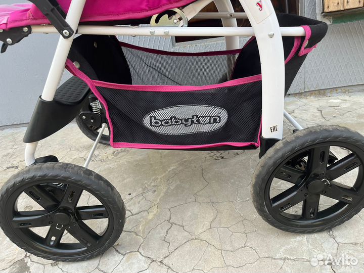 Коляска Melly