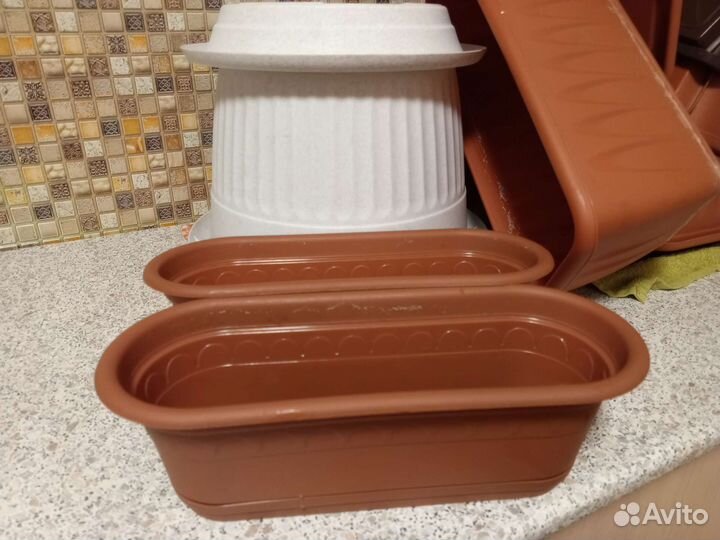 Кашпо, горшки балконные