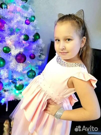 Платье нарядное