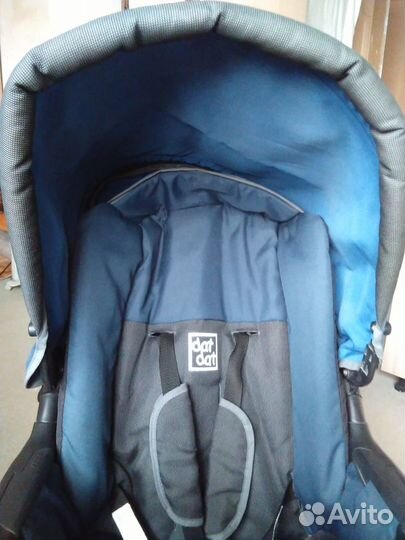 Коляска прогулочная