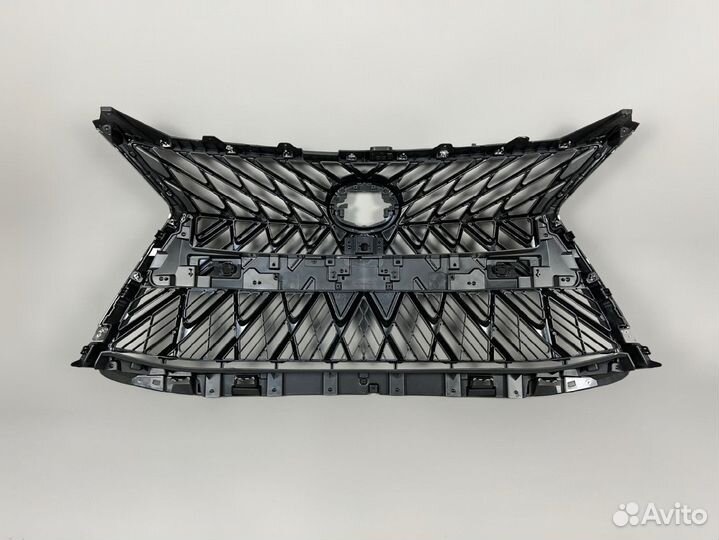 Обвес Lexus LX570 с 2016 TRD Superior GBT U2453