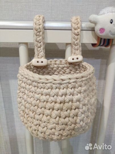 Подвесная корзина на кроватку