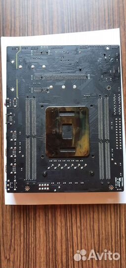 Материнская плата X99-RS9