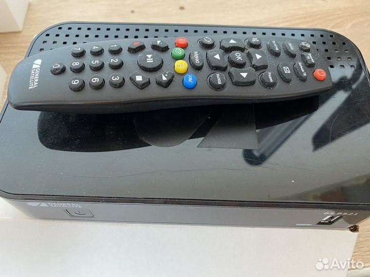 Ресивер триколор GS B521