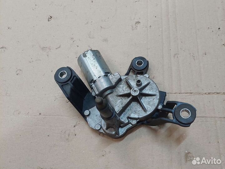 Моторчик стеклоочистителя задний Opel Astra H