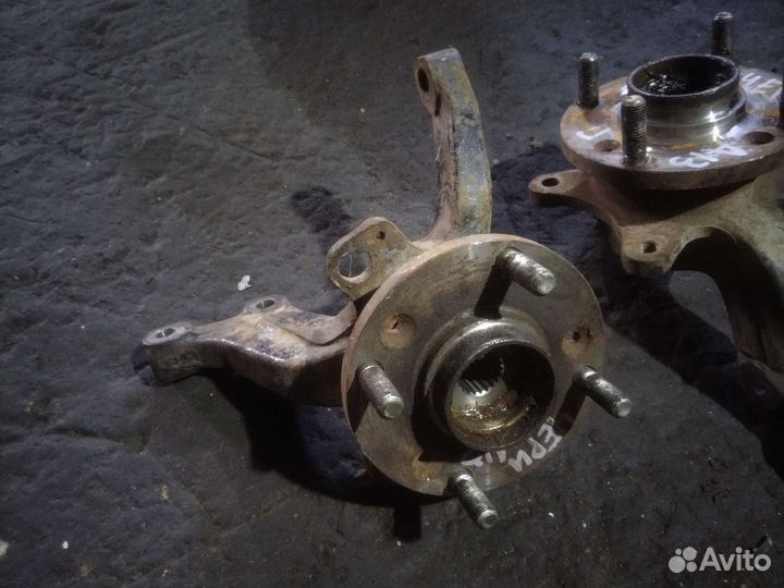 Передний поворотный кулак чери бонус а13