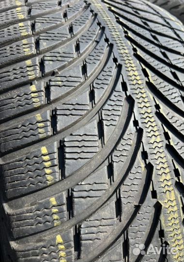 Michelin Latitude Alpin LA2 255/45 R20