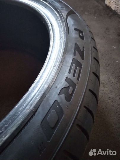 Pirelli P Zero PZ4 245/40 R20 99Y