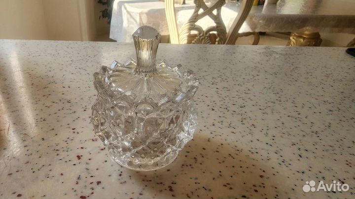 Сахарница, медовница