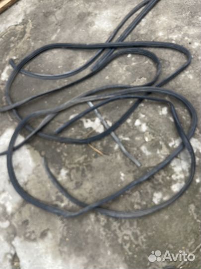 Продам запчасти на ниссан сани