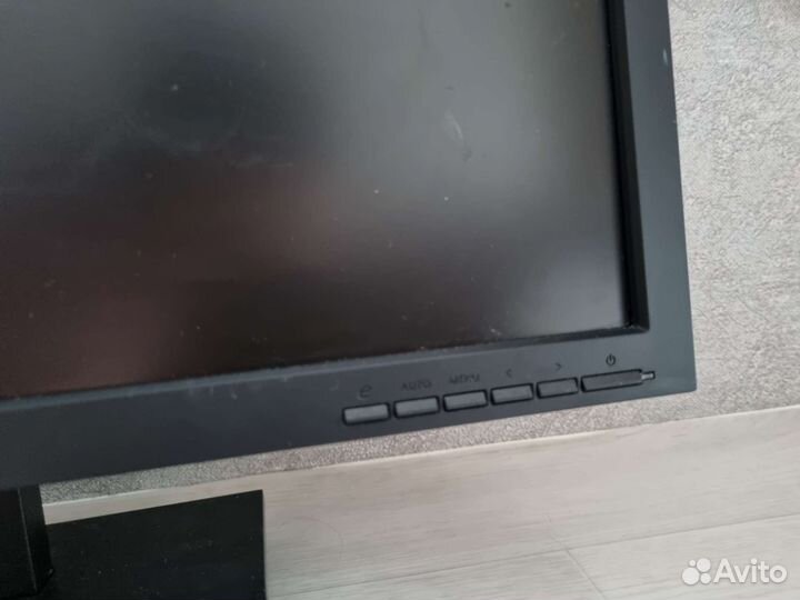 Монитор, клавиатура, мышка