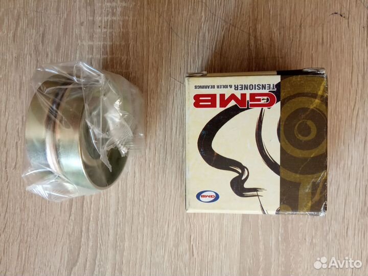 Ролик обводной ремня грм GT80330 GMB