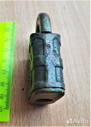 Старинный редкий замок yale towne 19 век корпораци