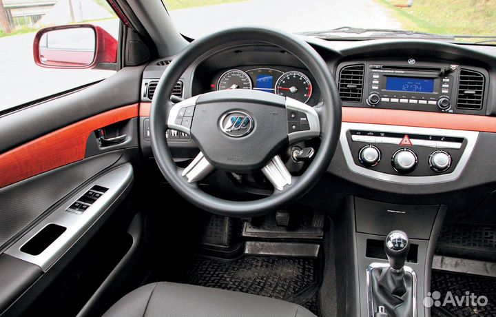 Салон lifan solano 2014