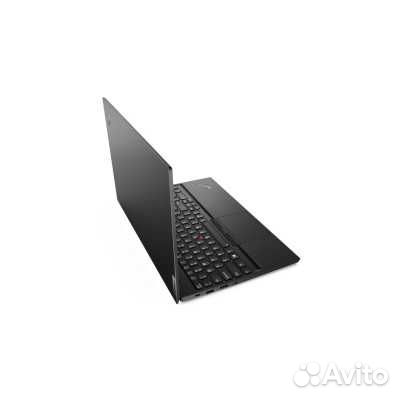 Ноутбук Lenovo ThinkPad E15 Gen 4 21E6006VRT - нов