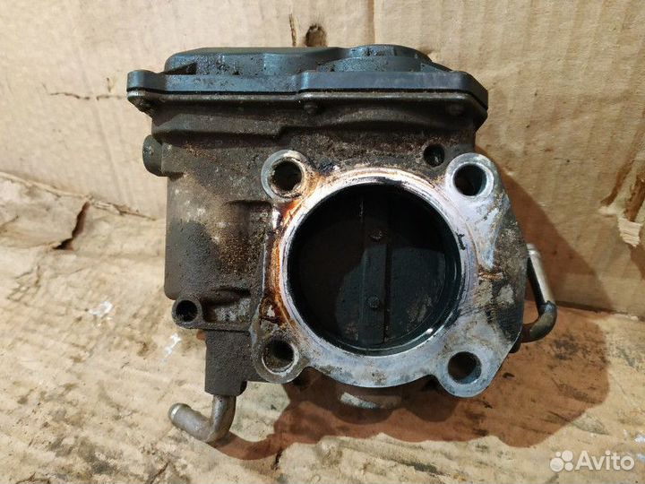 Заслонка дроссельная Toyota Camry 40