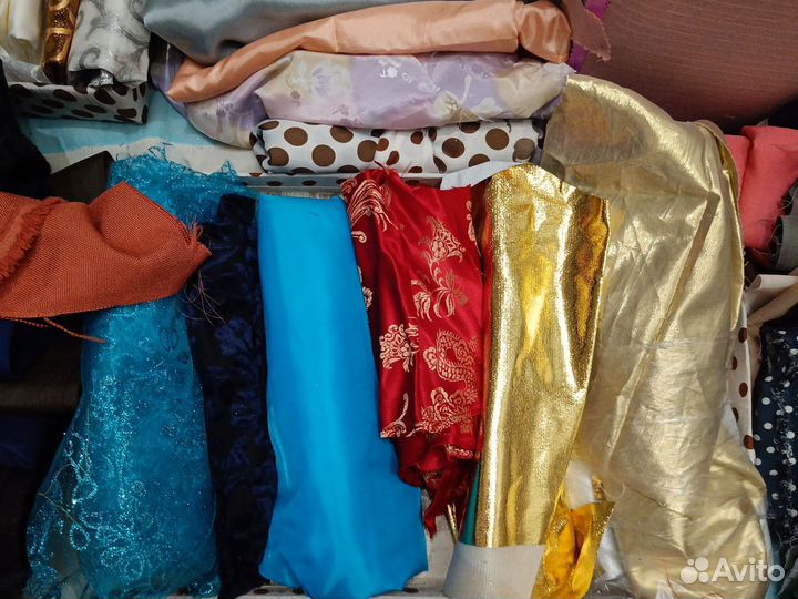 Отрезы ткани СССР ленты гипюр драп ситец шёлк