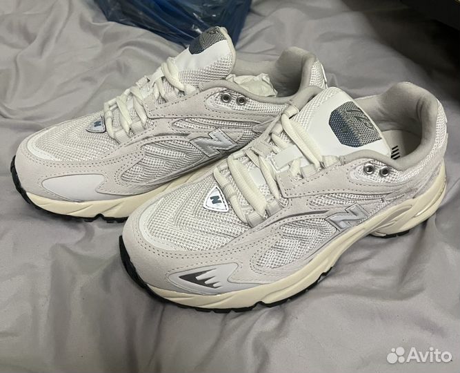 Кроссовки new balance 725