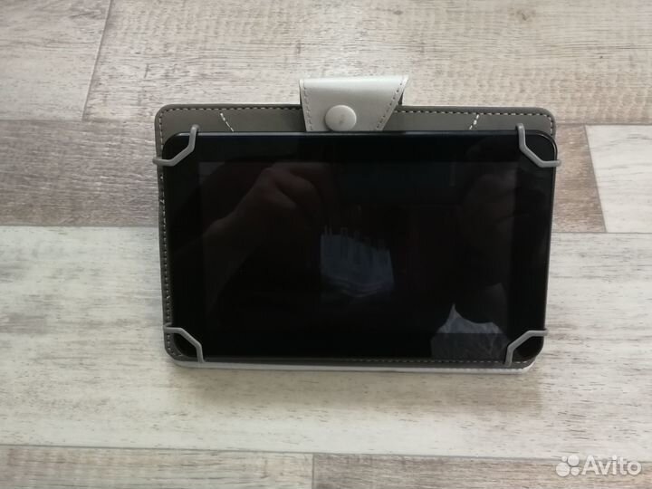 Планшет Prestigio PMP3570C