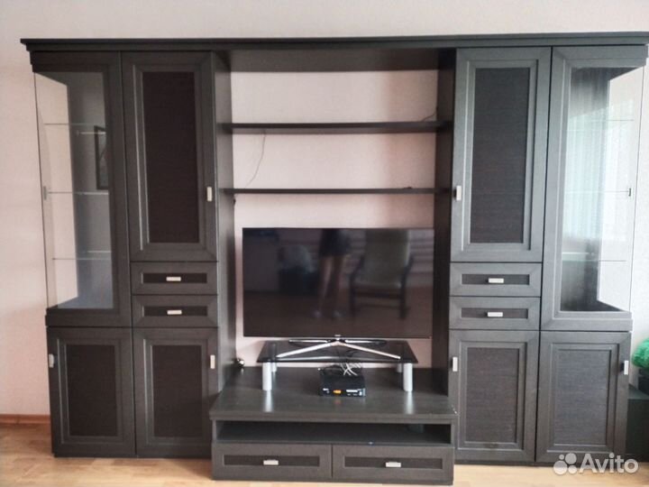 Стенка горка в гостиную бу