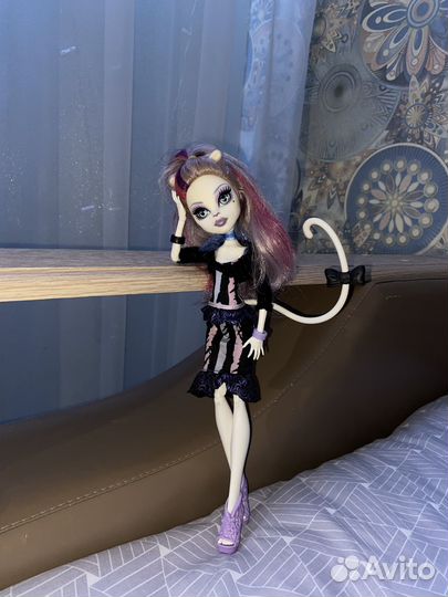 Кукла монстер хай Катрин Де Мяу