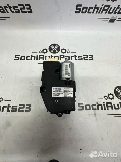 Моторчик открывания люка Mercedes W207