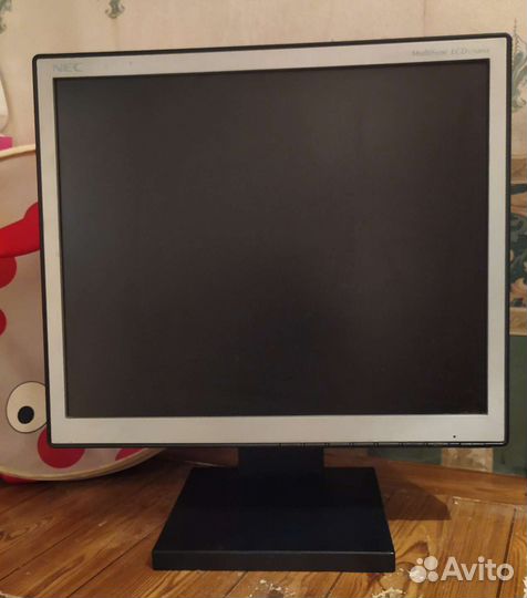 Монитор NEC 17 дюймов