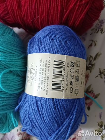 Нитки акриловые