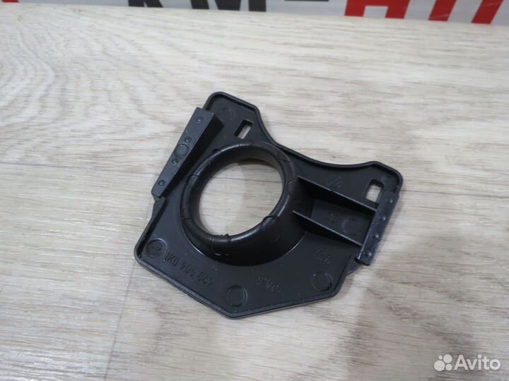 Накладка замка зажигания Volkswagen Tiguan