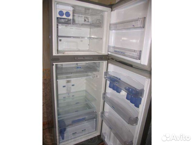 Холодильник бу Whirpool ARC4208IX