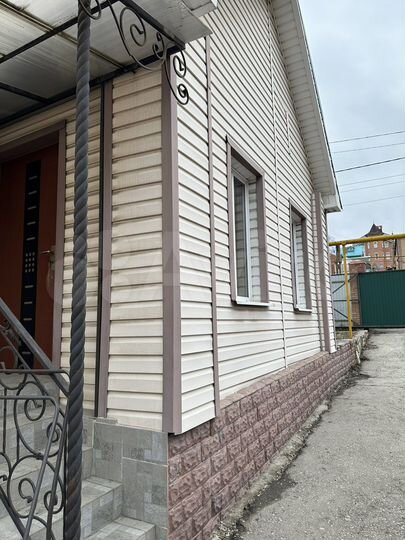 Дом 180 м² на участке 17 сот.