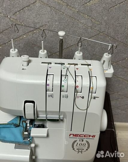 Оверлок 4 х ниточный Necchi