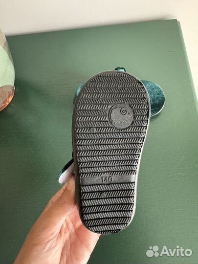 Туфельки бархатные для девочки