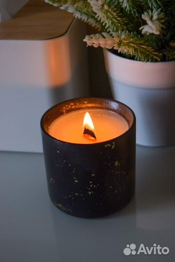 Ароматическая свеча