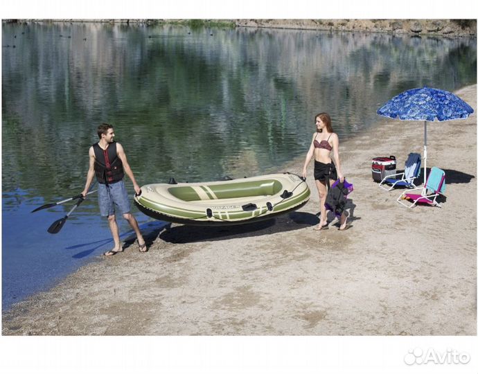 Надувная лодка двухместная с вёслами