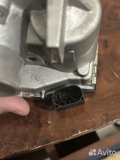 Дроссельные заслонка LADA Grant 1182-1148010