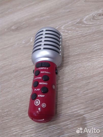 Игрушечный микрофон