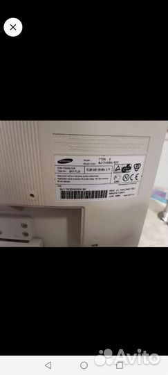 Монитор Samsung