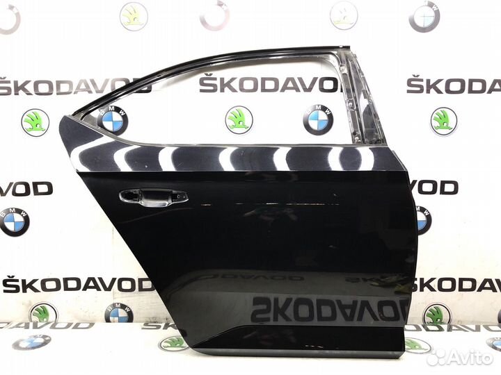 Дверь задняя правая Skoda Superb