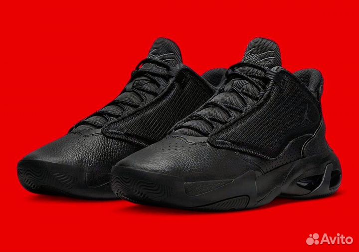 Nike air jordan max aura 4