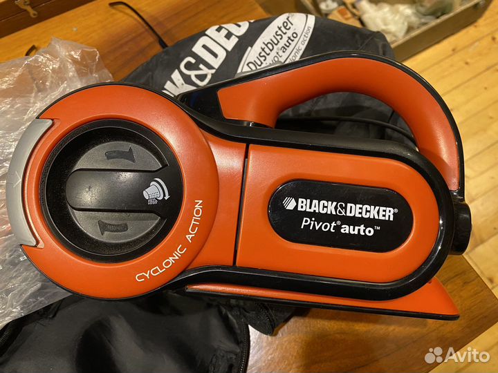 Автомобильный пылесос Black decker