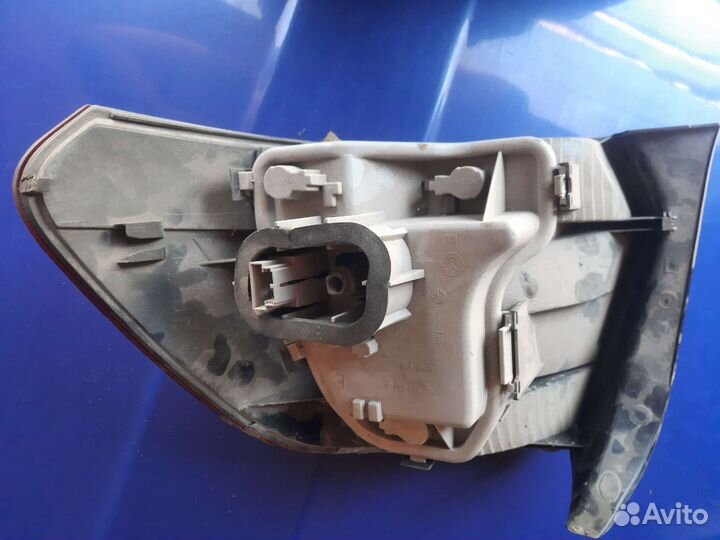 Задняя фара polo sedan