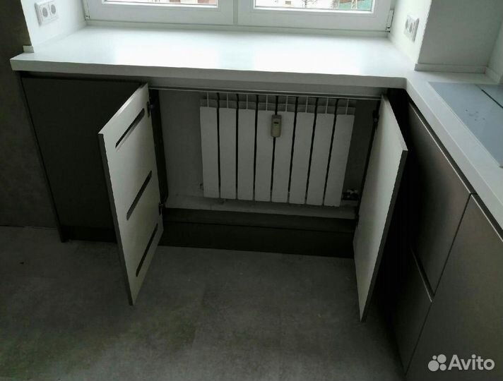 Угловой кухонный гарнитур современный