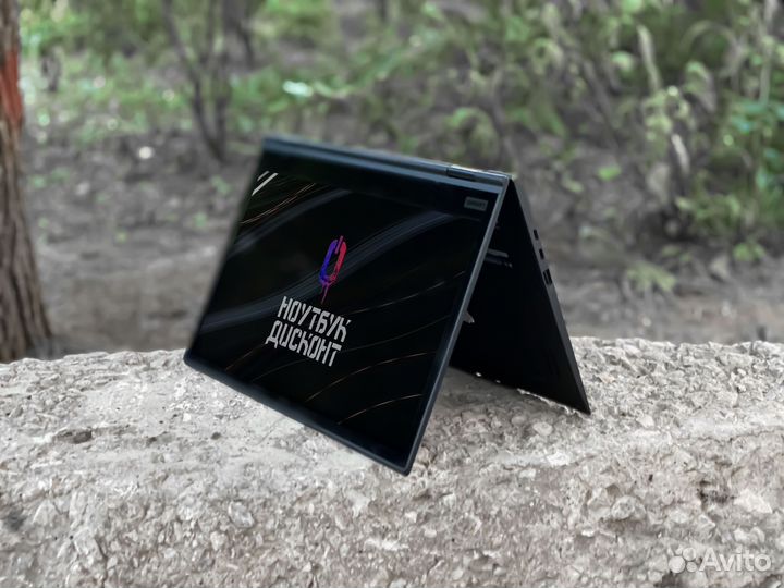 Lenovo X1 Yoga Gen 3 - i7 8650U 16/512 QHD IPS