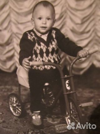 Трёхколёсный детский велосипед