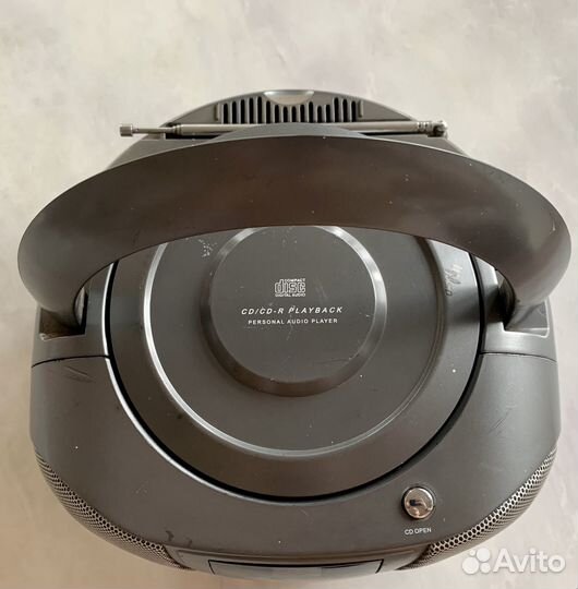 Магнитола Elenberg CD-111