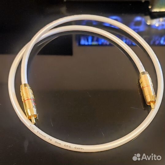 Кабель цифровой Atlas Element 1RCA-1RCA Ориг 0.81м